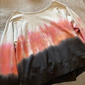 Evereve women’s long sleeve crewneck
